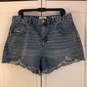 *SOLD* Cotton On High Rise Mom Denim Shorts Size 12 Like New